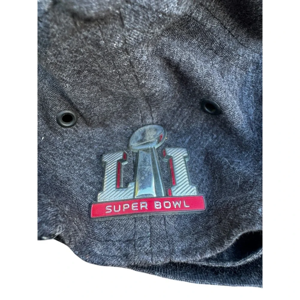 New‎ England Patriots Super Bowl LI Champions New Era 9FORTY Hat strapback EUC